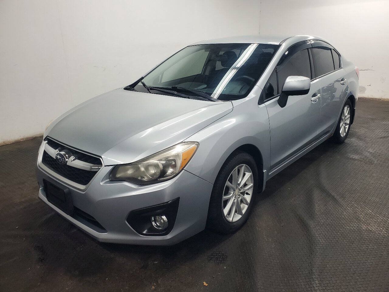Used 2013 Subaru Impreza 2.0i Premium AWD/4WD image 1