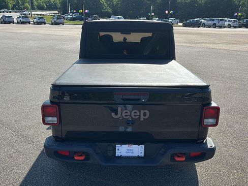 Used 2021 Jeep Gladiator Mojave AWD/4WD image 5