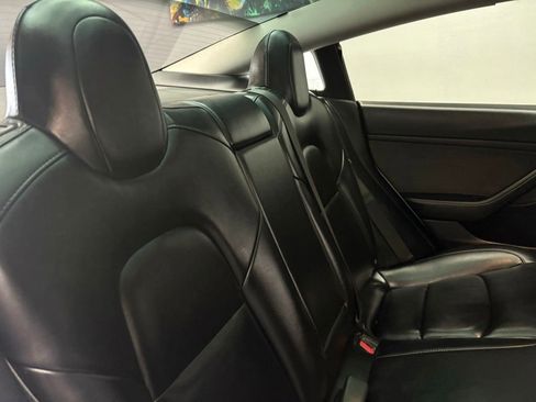 Used 2021 Tesla Model 3 Standard Range Plus RWD image 43