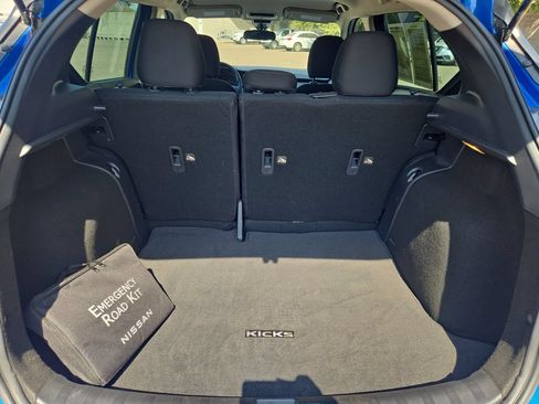 Certified 2023 Nissan Kicks SV FWD image 12