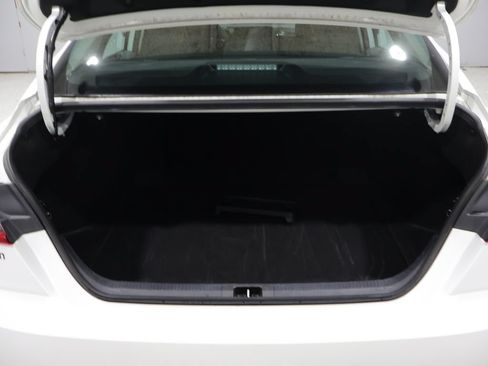 Used 2025 Toyota Camry LE FWD image 4