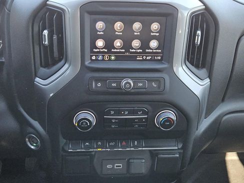 Used 2022 Chevrolet Silverado 1500 Custom image 12