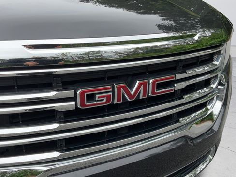 Certified 2020 GMC Acadia SLE w/ Driver Convenience Package FWD image 30