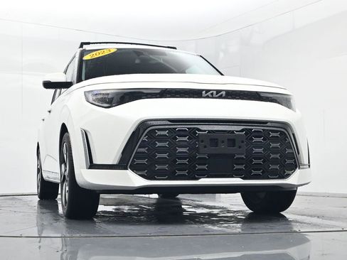 Certified 2023 Kia Soul GT-Line w/ GT-Line Technology Package FWD image 40