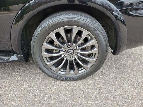 Used 2022 Nissan Armada Platinum w/ Captain's Chairs Package image 8