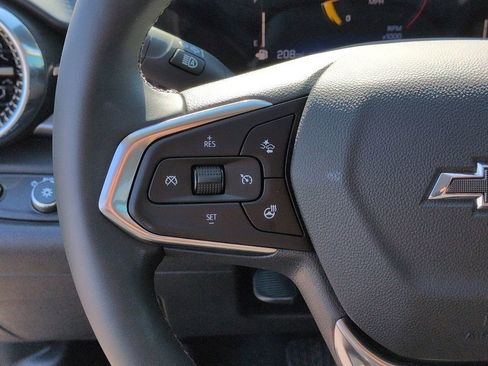 New 2026 Chevrolet Trax ACTIV w/ Sunroof Package FWD image 19