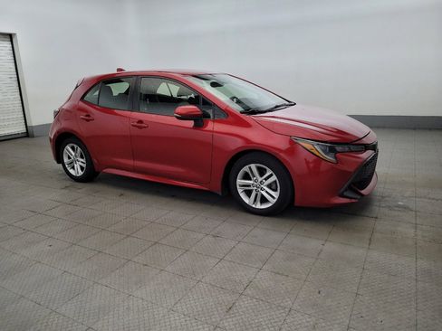 Used 2021 Toyota Corolla SE w/ SE Preferred Package FWD image 11