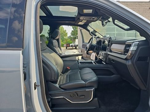 Used 2026 Ford F250 Platinum AWD/4WD image 18