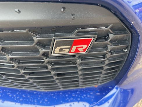 Used 2025 Toyota GR86 Premium w/ Performance Package image 20