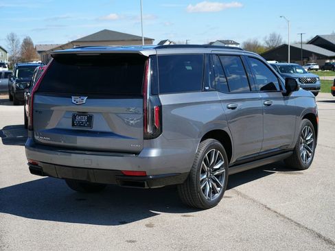 Used 2021 Cadillac Escalade Sport w/ Driver Assist Tech Package image 5