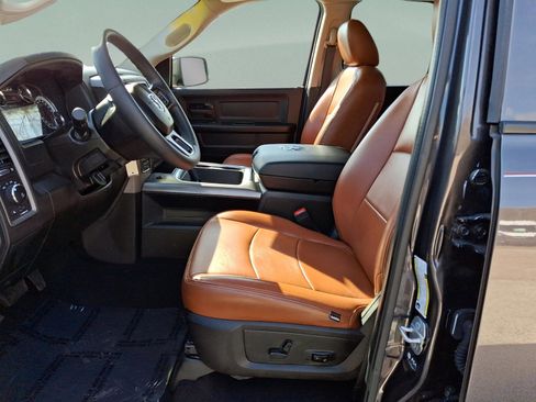 Certified 2022 RAM 1500 Express AWD/4WD image 12