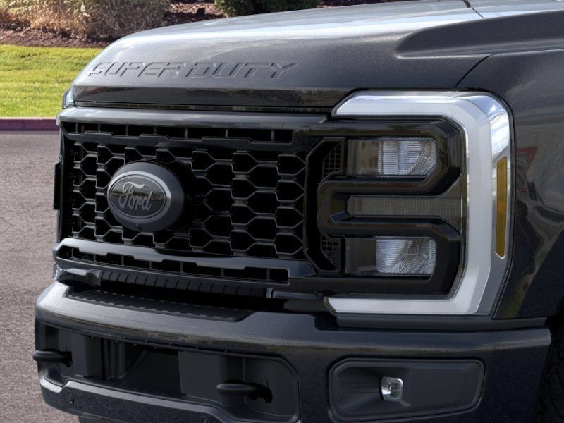 New 2026 Ford F250 Lariat w/ Tremor Off-Road Package AWD/4WD image 17