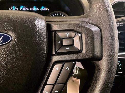 Used 2022 Ford F250 XLT w/ XLT Premium Package image 18