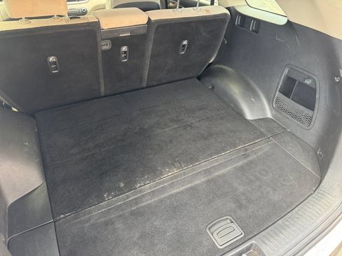 Used 2017 Kia Sorento FWD image 16