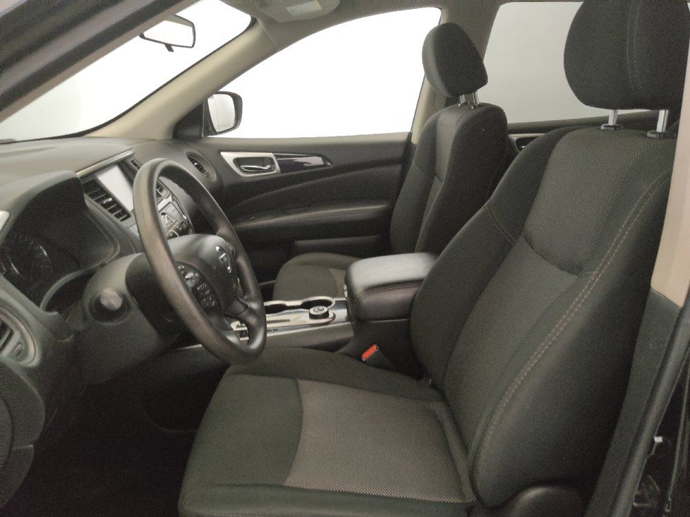 Used 2019 Nissan Pathfinder S AWD/4WD image 17