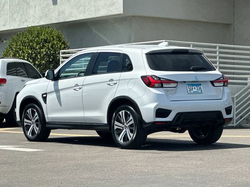 Used 2025 Mitsubishi Outlander Sport ES AWD/4WD image 3