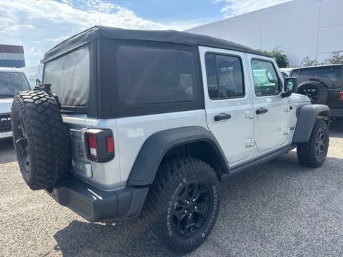 Used 2023 Jeep Wrangler Unlimited AWD/4WD image 5