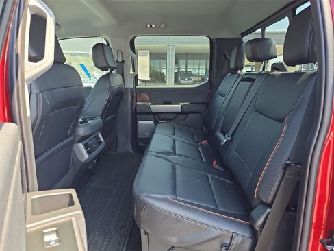 New 2025 Ford F250 Lariat w/ Black Appearance Package image 14