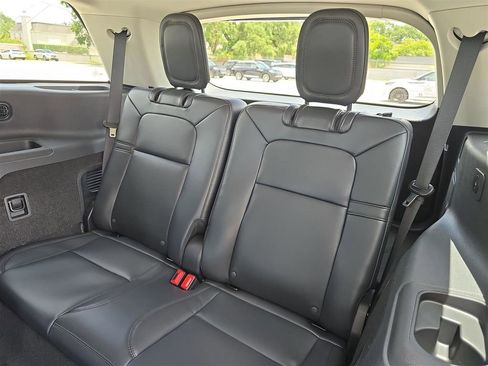 New 2025 Lincoln Aviator 2WD w/ Equipment Group 101A image 11