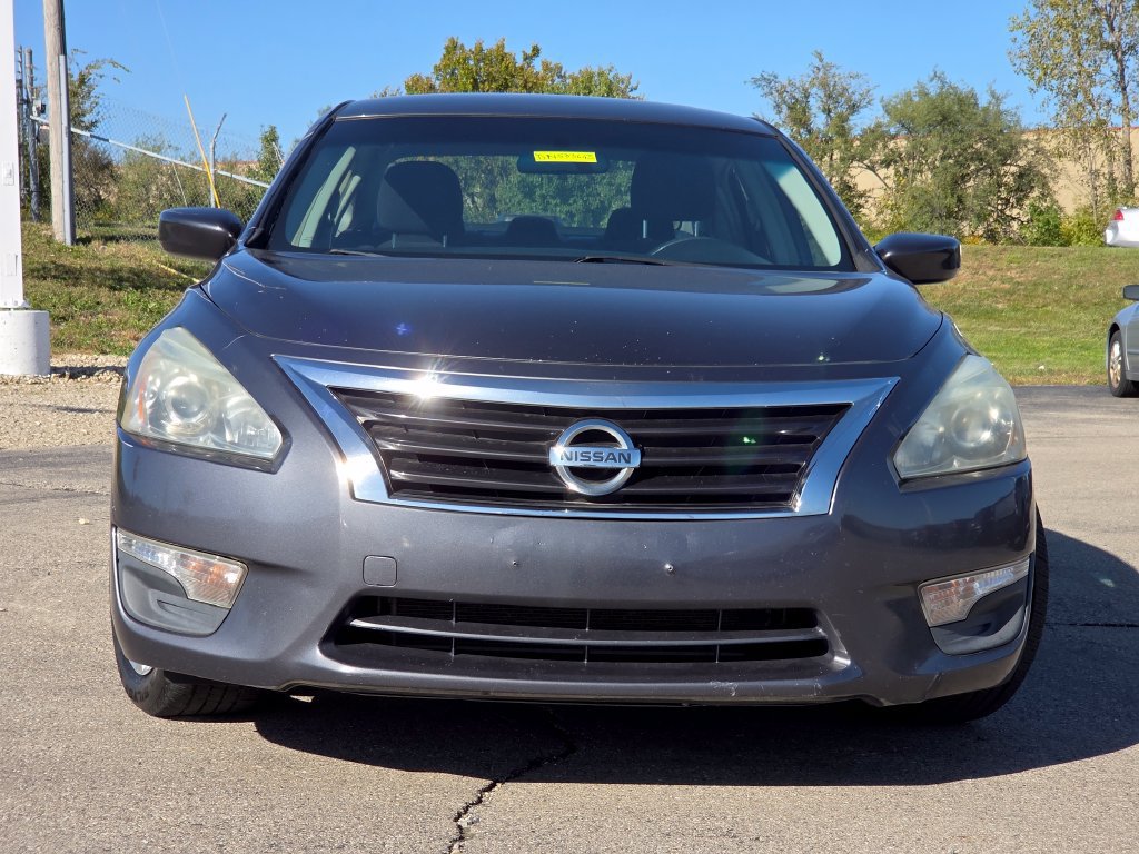 Used 2013 Nissan Altima 2.5 SV FWD image 3