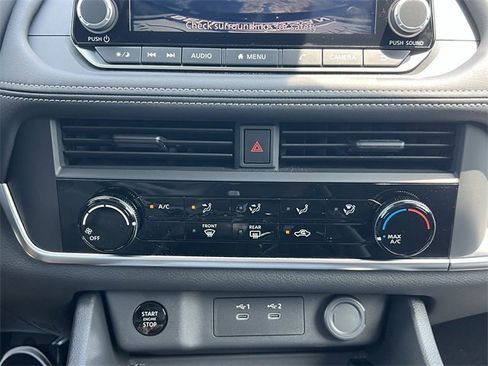 Certified 2025 Nissan Rogue S image 5