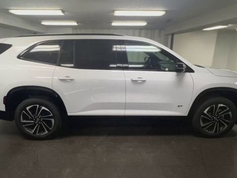 New 2026 Buick Enclave Sport Touring w/ Power Package image 9