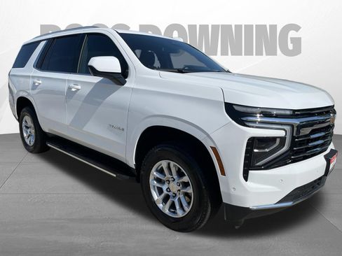 Used 2025 Chevrolet Tahoe LT AWD/4WD image 3