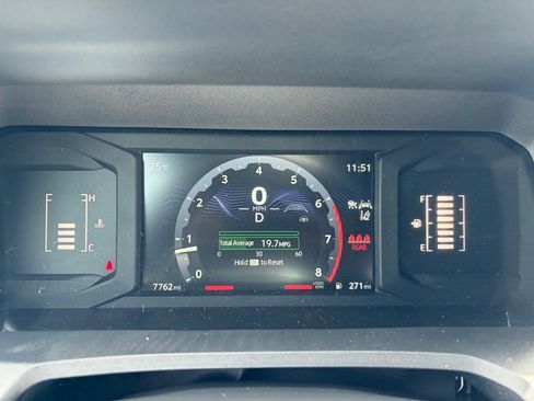 Used 2025 Toyota Tacoma SR RWD image 31