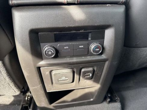 Certified 2023 Chevrolet Traverse RS image 19