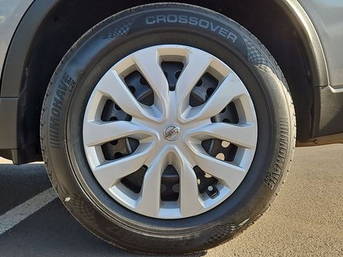 Used 2019 Nissan Rogue S FWD image 29