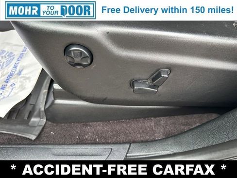 Used 2019 Jeep Grand Cherokee Laredo image 14