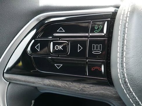 Used 2023 Jeep Grand Cherokee Overland w/ MOPAR Finishing Package image 23