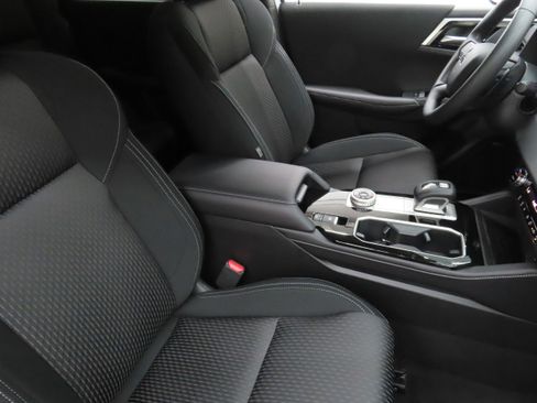 New 2026 Mitsubishi Outlander ES image 25