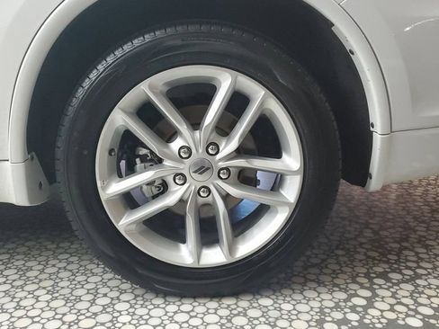 Used 2024 Dodge Durango GT RWD image 6
