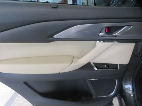 Used 2016 MAZDA CX-9 Grand Touring FWD image 19