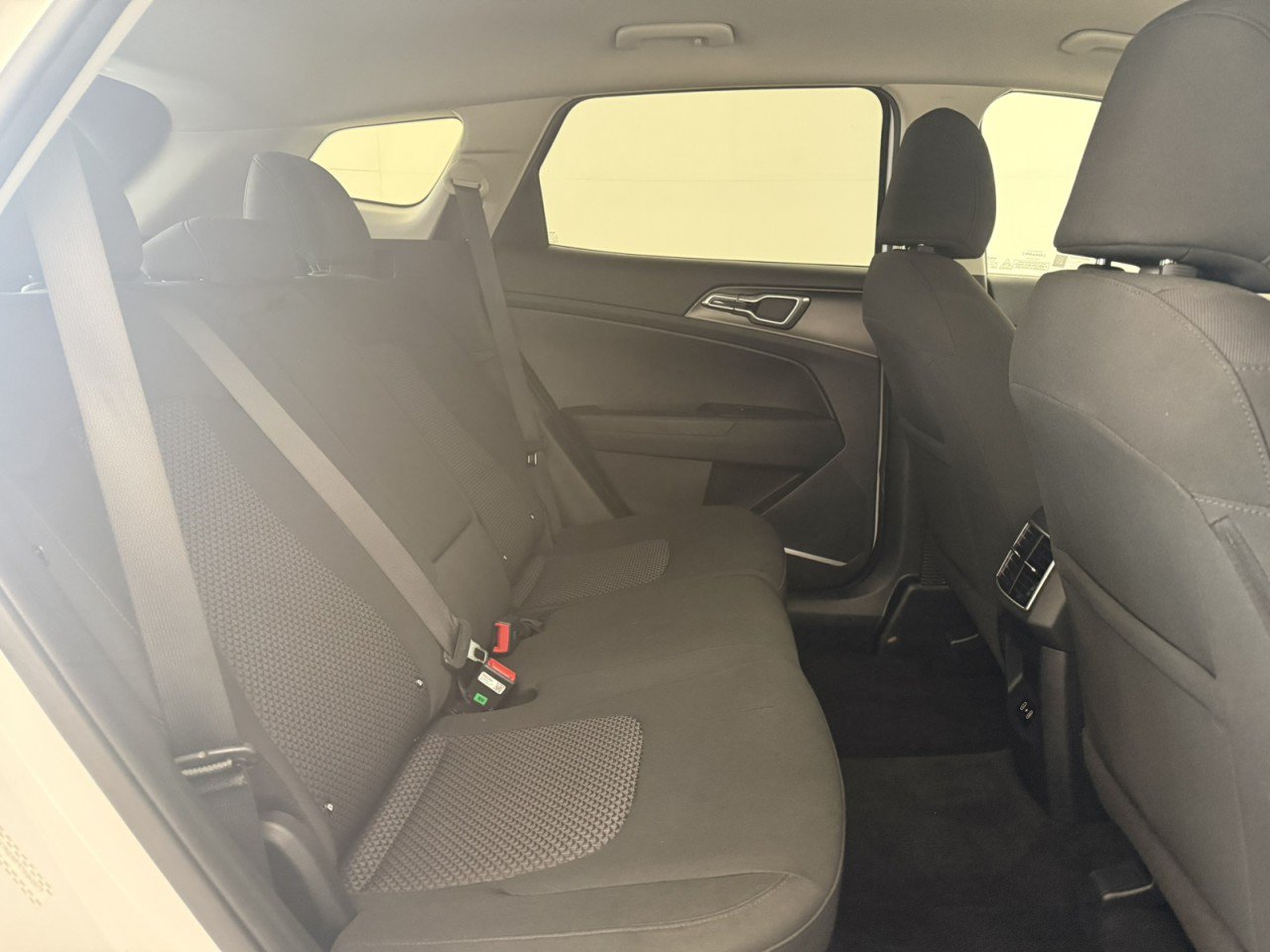 Used 2026 Kia Sportage LX FWD image 13