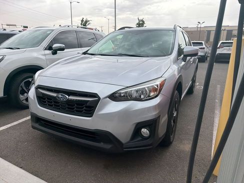 Used 2020 Subaru Crosstrek 2.0i Premium w/ Moonroof Package 2 AWD/4WD image 1
