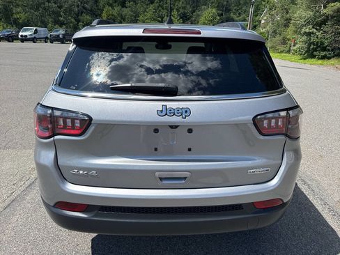 Used 2022 Jeep Compass Latitude w/ Sun and Sound Group image 4