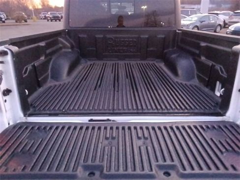 Used 2023 Jeep Gladiator Sport image 26