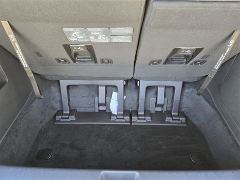 New 2026 Kia Carnival SX image 23