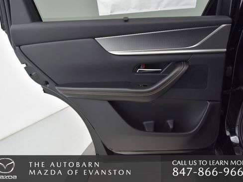 Certified 2025 MAZDA CX-70 Plug-In Hybrid w/ Premium Plus image 40