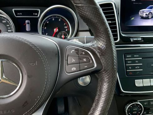 Used 2019 Mercedes-Benz GLS 450 4MATIC image 24