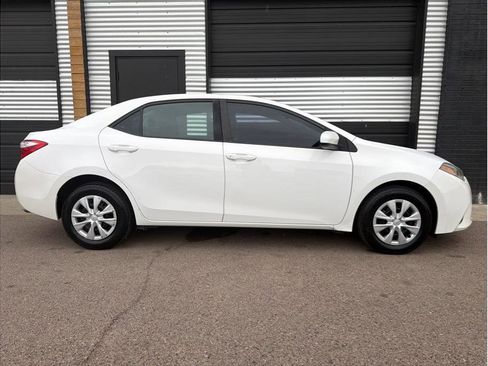 Used 2016 Toyota Corolla L FWD image 10