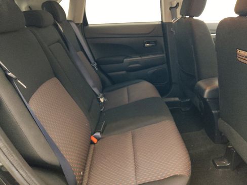 Used 2017 Mitsubishi Outlander Sport SE FWD image 19