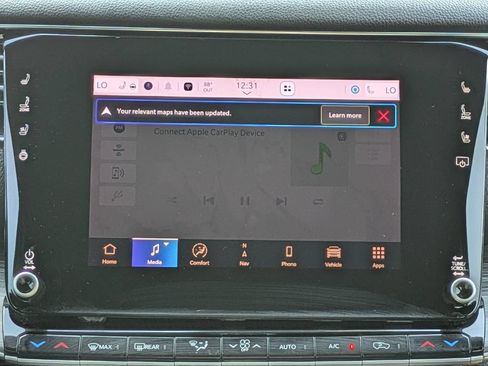 Used 2023 Jeep Wagoneer L Series III w/ Preferred Equipment Group AWD/4WD image 19