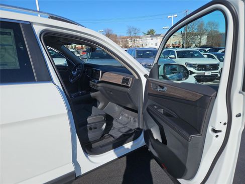 New 2026 Volkswagen Atlas SEL image 26