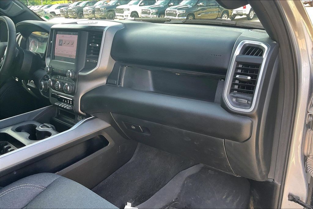 Used 2022 RAM 1500 Big Horn RWD image 16