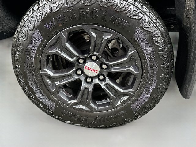 Used 2023 GMC Canyon Elevation w/ Convenience Package AWD/4WD image 30