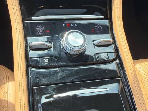Used 2025 Jeep Grand Cherokee Summit AWD/4WD image 15