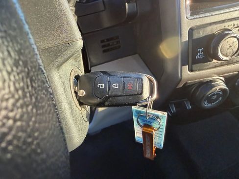 Used 2017 Ford F150 XLT w/ Equipment Group 301A Mid image 38